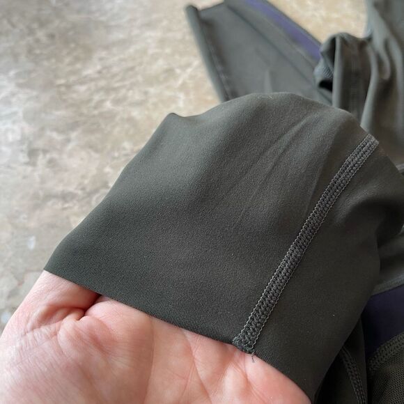 ZYIA active dark olive mesh luxe 7/8 24” size 2 - Picture 10 of 10